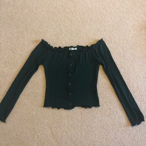 off the shoulder long sleeve crop top